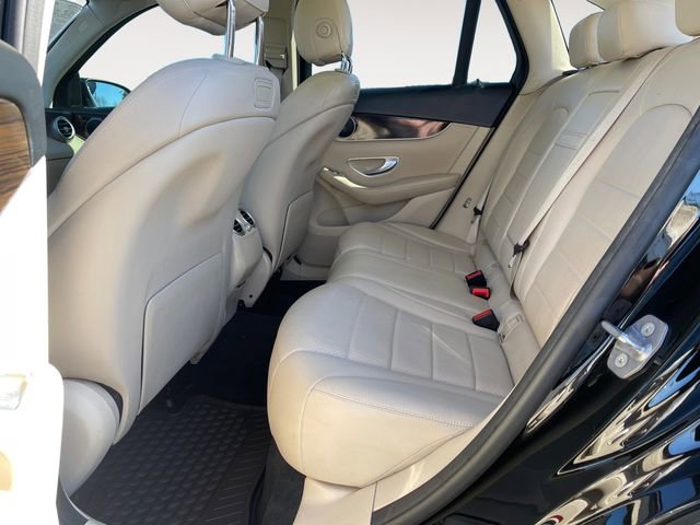 Used 2018 Mercedes-Benz GLC 300 image 31
