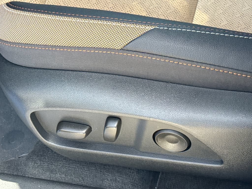 Used 2026 Chevrolet Equinox ACTIV w/ Safety and Technology Package FWD image 25