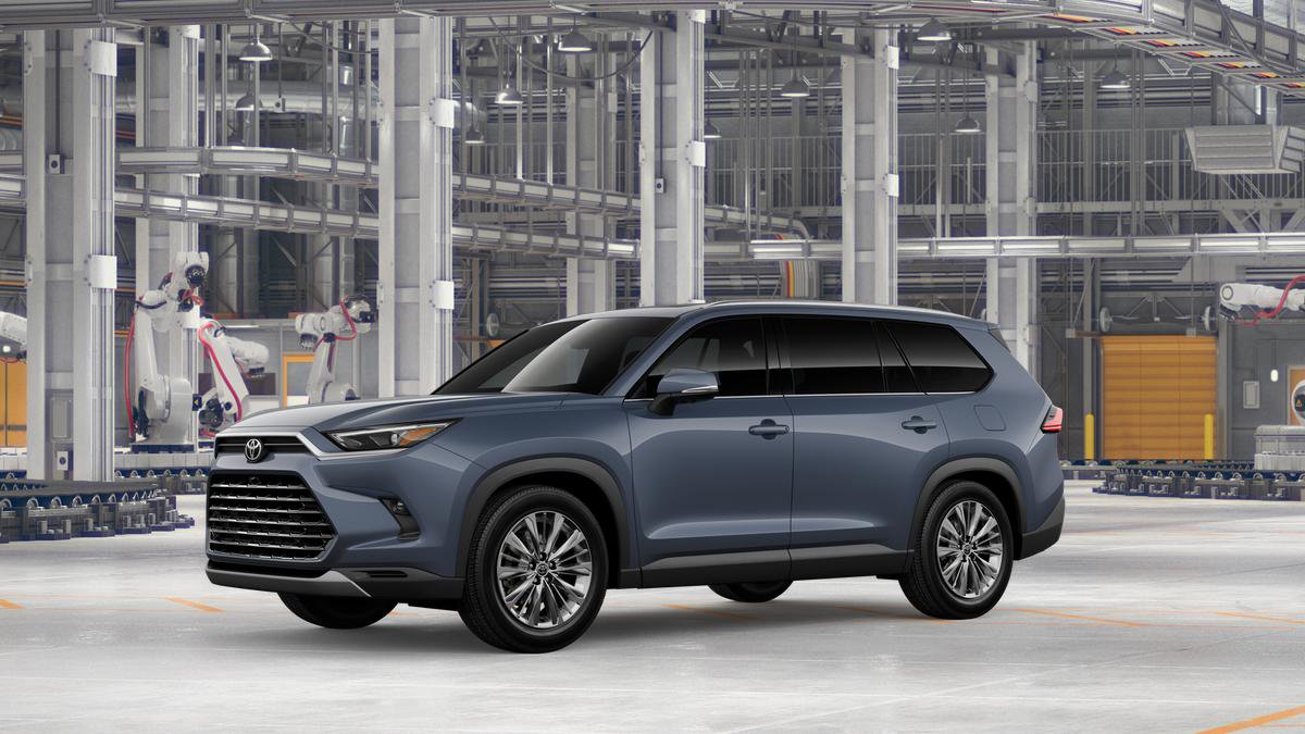 New 2026 Toyota Grand Highlander Platinum image 2