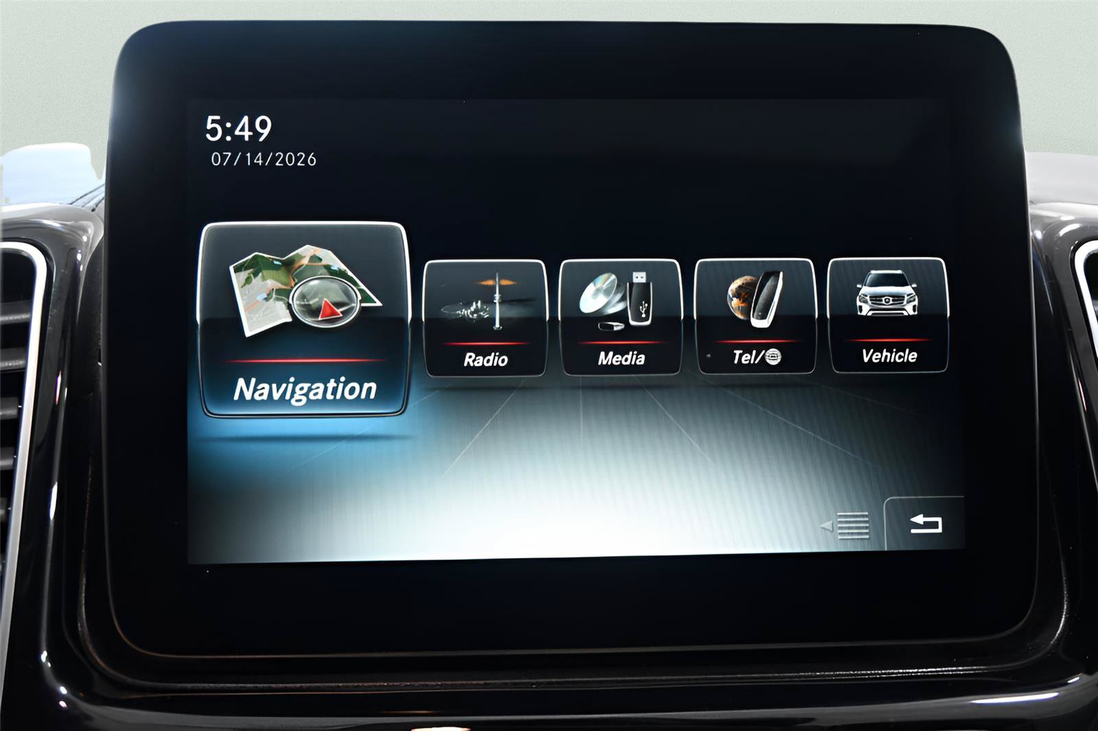 Used 2017 Mercedes-Benz GLS 550 4MATIC image 28