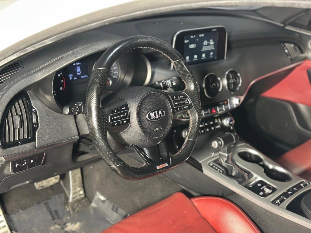 Used 2020 Kia Stinger GT image 30