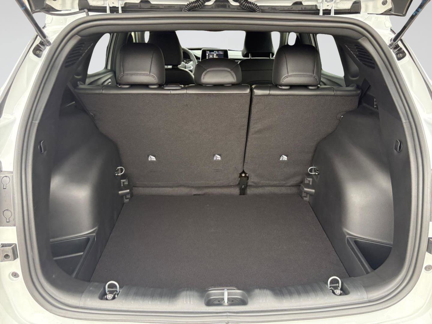 New 2026 Jeep Compass Latitude image 18