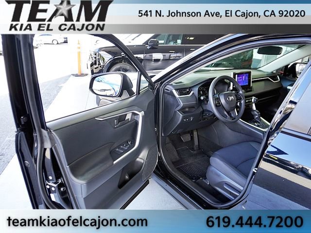 Used 2023 Toyota RAV4 LE image 34