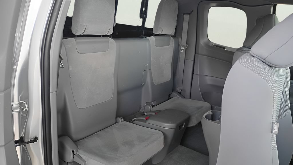 Used 2011 Toyota Tacoma 2WD Access Cab w/ Convenience Pkg image 10