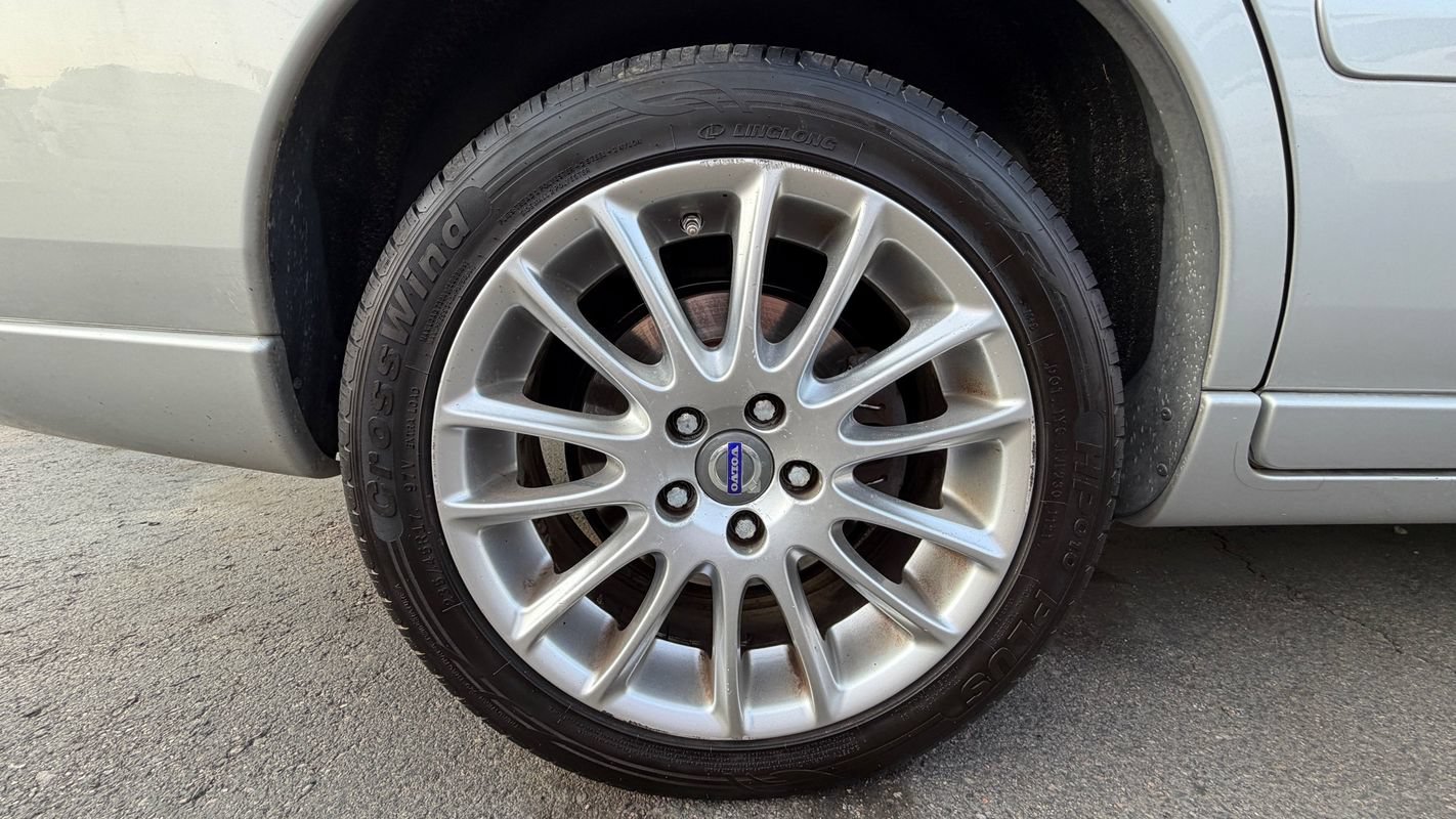 Used 2007 Volvo S60 2.5T AWD/4WD image 14