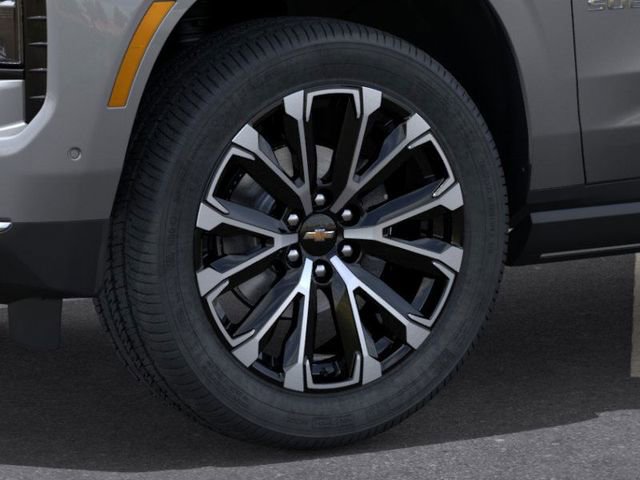New 2026 Chevrolet Suburban High Country image 9