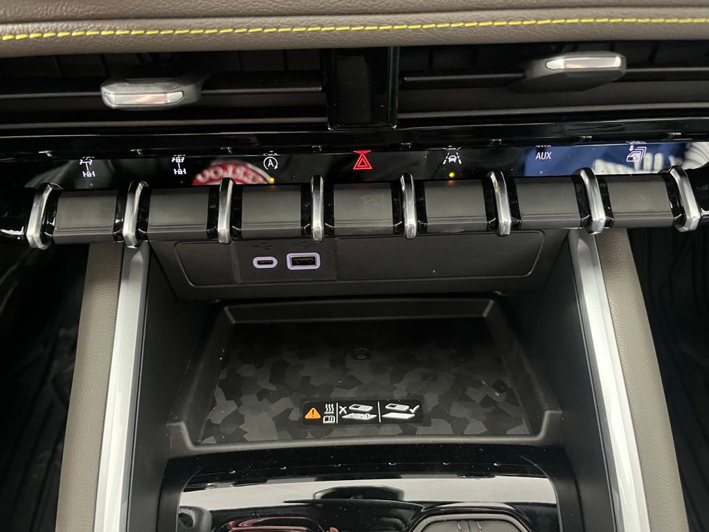New 2026 Chevrolet Colorado ZR2 w/ Technology Package image 38