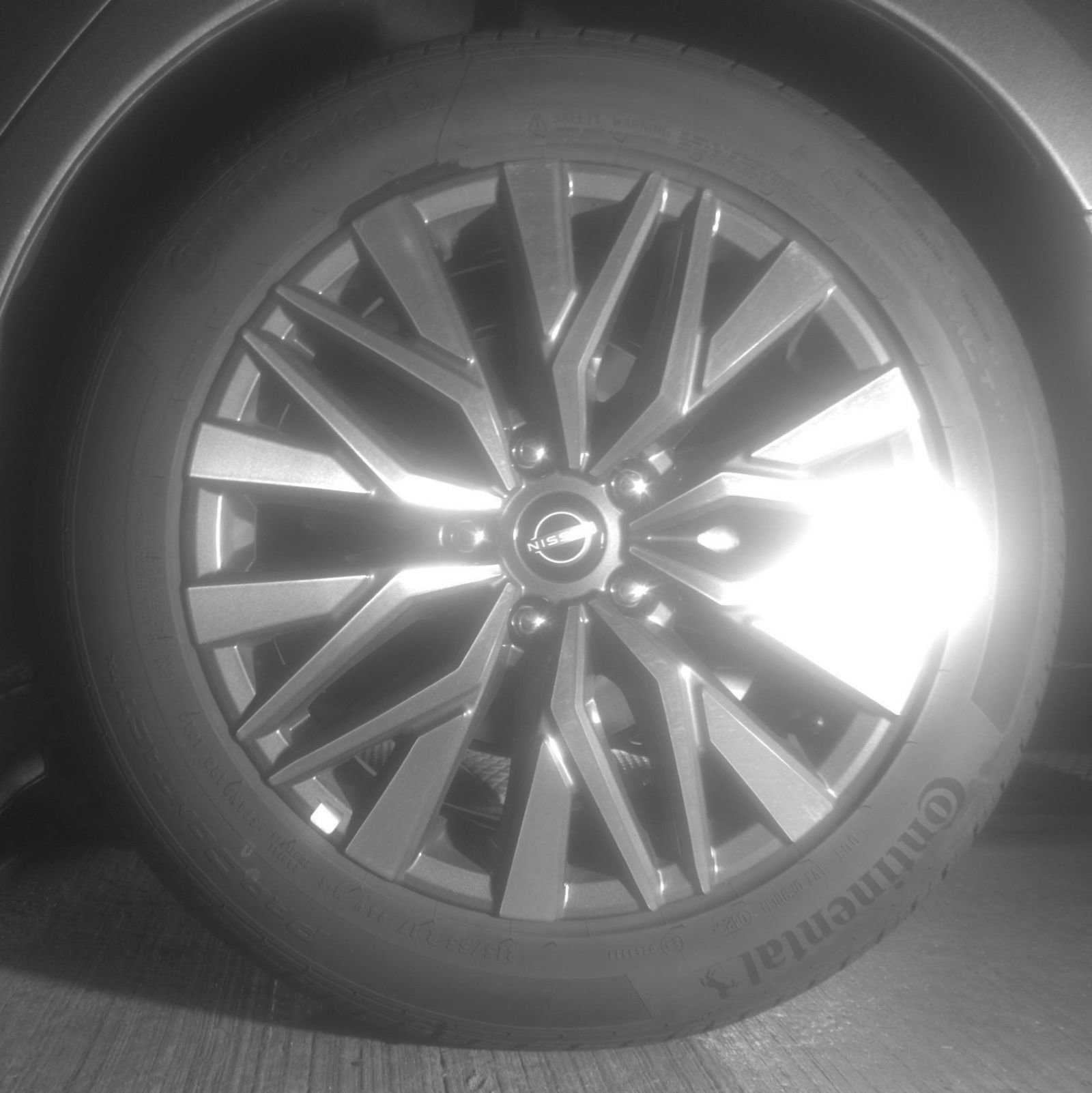 Used 2025 Nissan Altima 2.5 SV FWD image 17