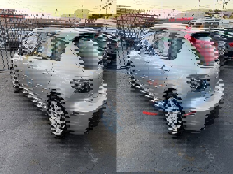 Used 2009 MAZDA MAZDA3 s Sport image 2