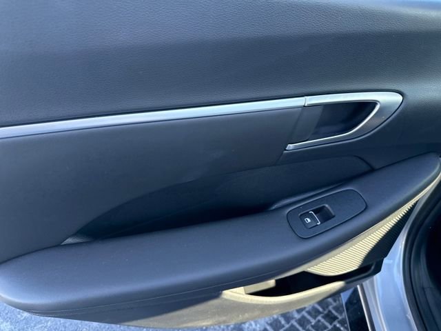 Certified 2024 Hyundai Sonata SEL w/ Convenience Package image 16