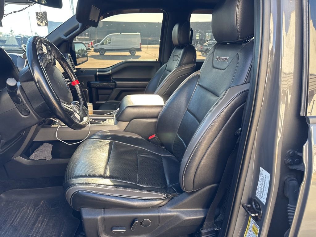 Used 2018 Ford F150 Raptor w/ Equipment Group 802A Luxury AWD/4WD image 9