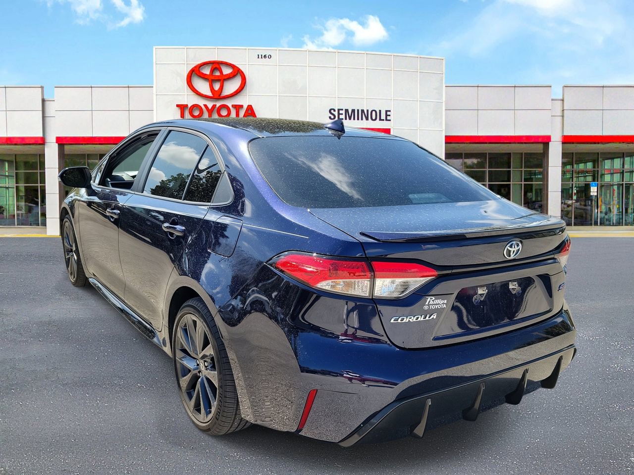 Used 2023 Toyota Corolla SE image 4