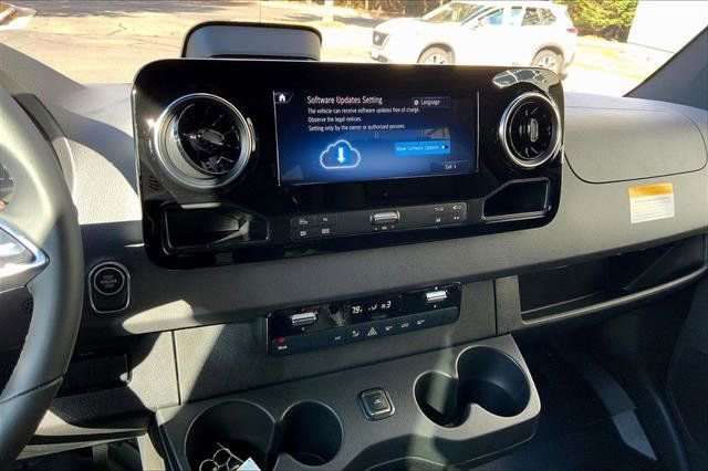New 2025 Mercedes-Benz Sprinter 2500 image 6