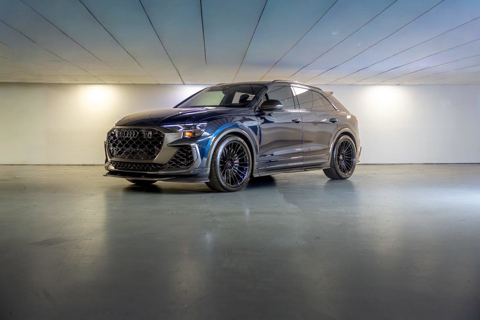 Used 2025 Audi RS Q8 performance image 47