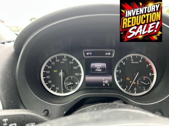 Used 2017 INFINITI QX30 Premium w/ Navigation Package AWD/4WD image 3