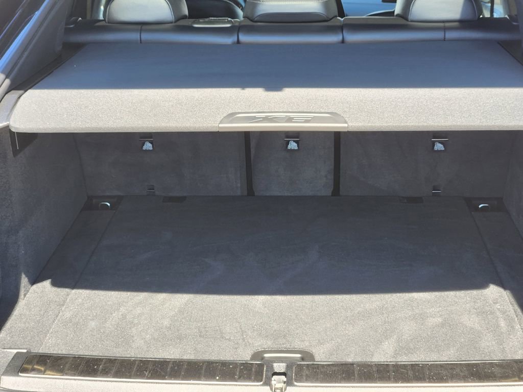 Used 2023 BMW X6 M50i w/ Executive Package image 11