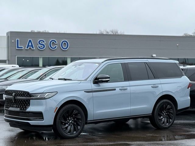 Used 2025 Lincoln Navigator Reserve w/ Jet Appearance Package image 42