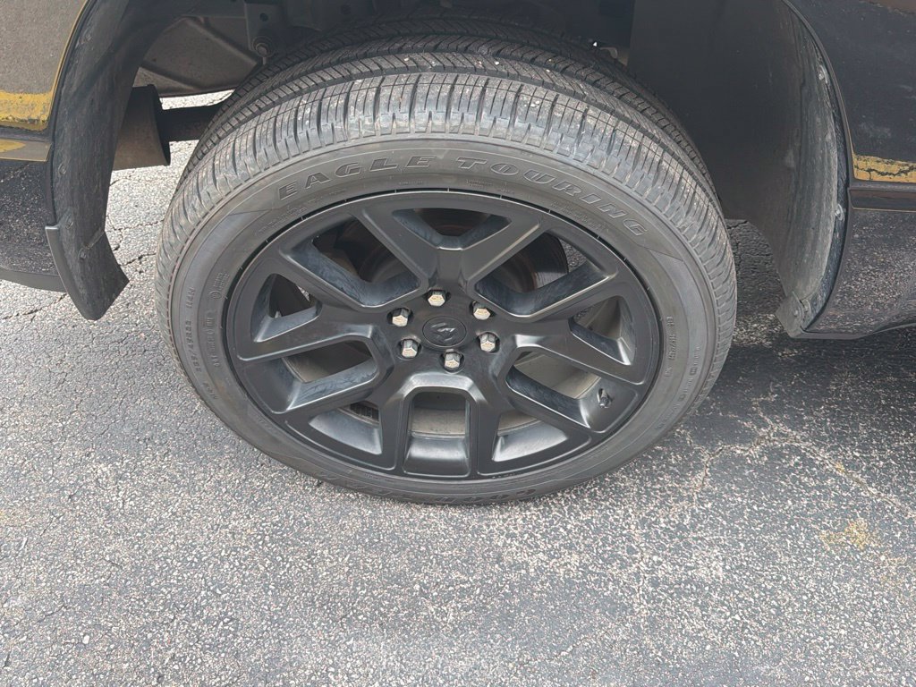 Used 2024 RAM 1500 Laramie AWD/4WD image 34