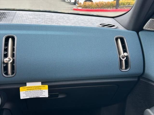 New 2025 MINI Cooper Countryman SE w/ Comfort Package Max image 21