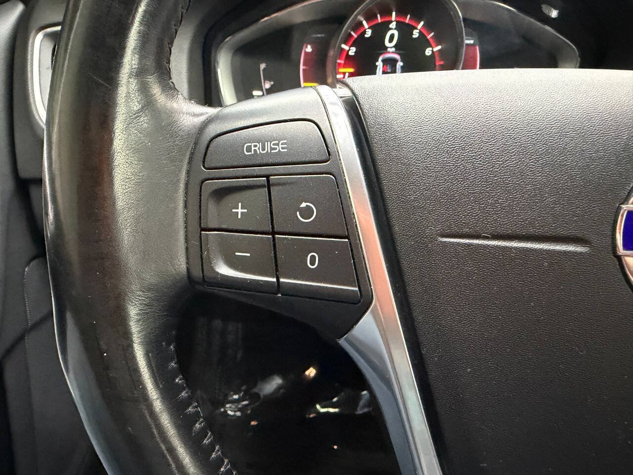 Used 2015 Volvo V60 T5 Premier FWD image 24