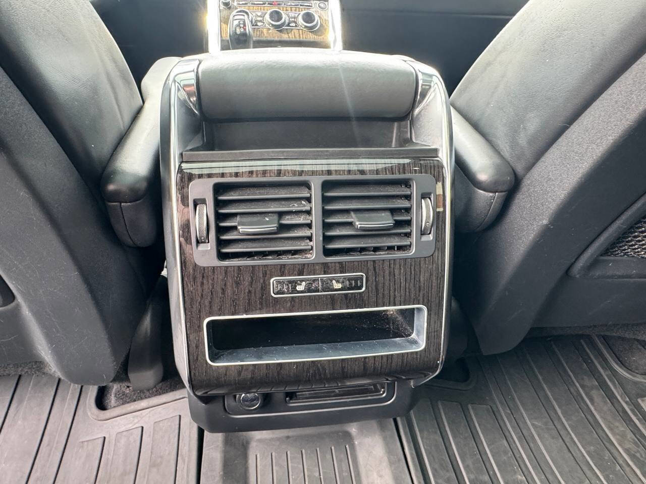 Used 2015 Land Rover Range Rover Sport HSE image 17