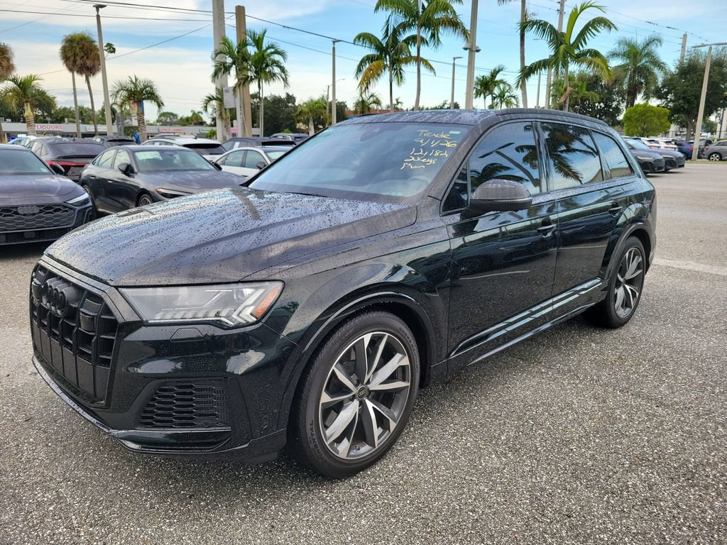 Used 2023 Audi SQ7 Premium Plus AWD/4WD image 3