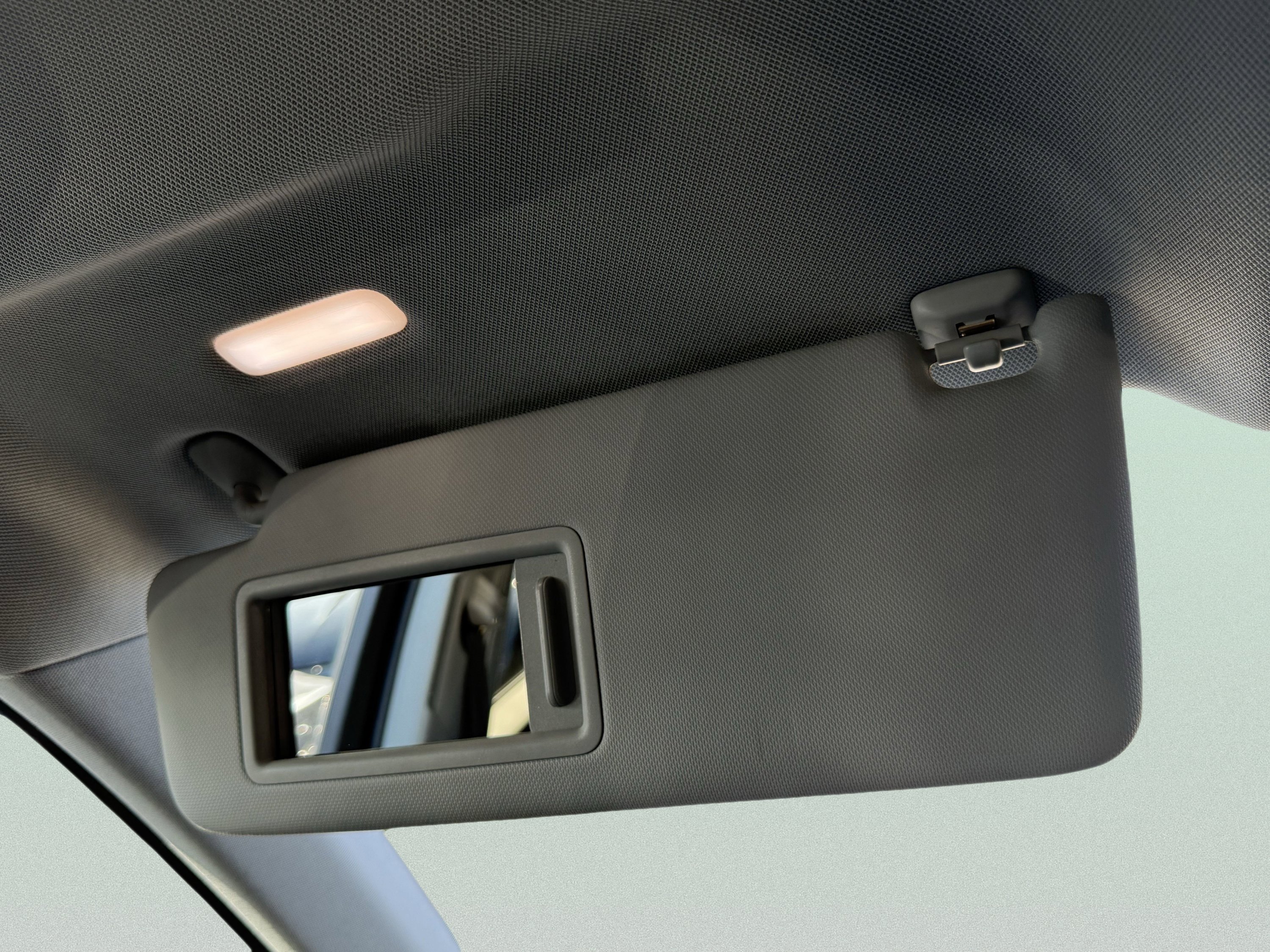 Used 2024 Audi Q5 e Premium w/ Convenience Package image 66