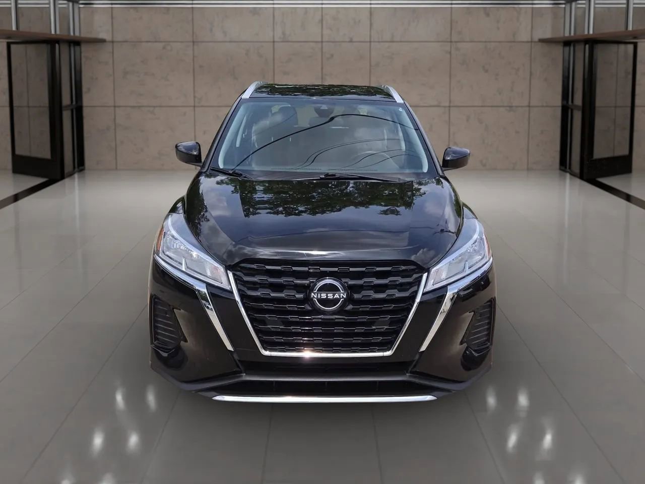 Used 2023 Nissan Kicks SV FWD image 4