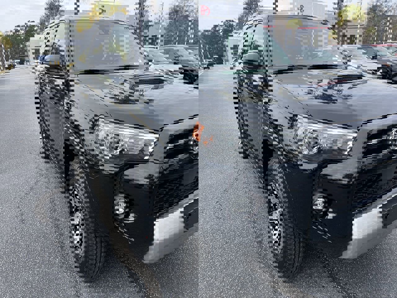 Used 2024 Toyota 4Runner TRD Off-Road Premium image 2