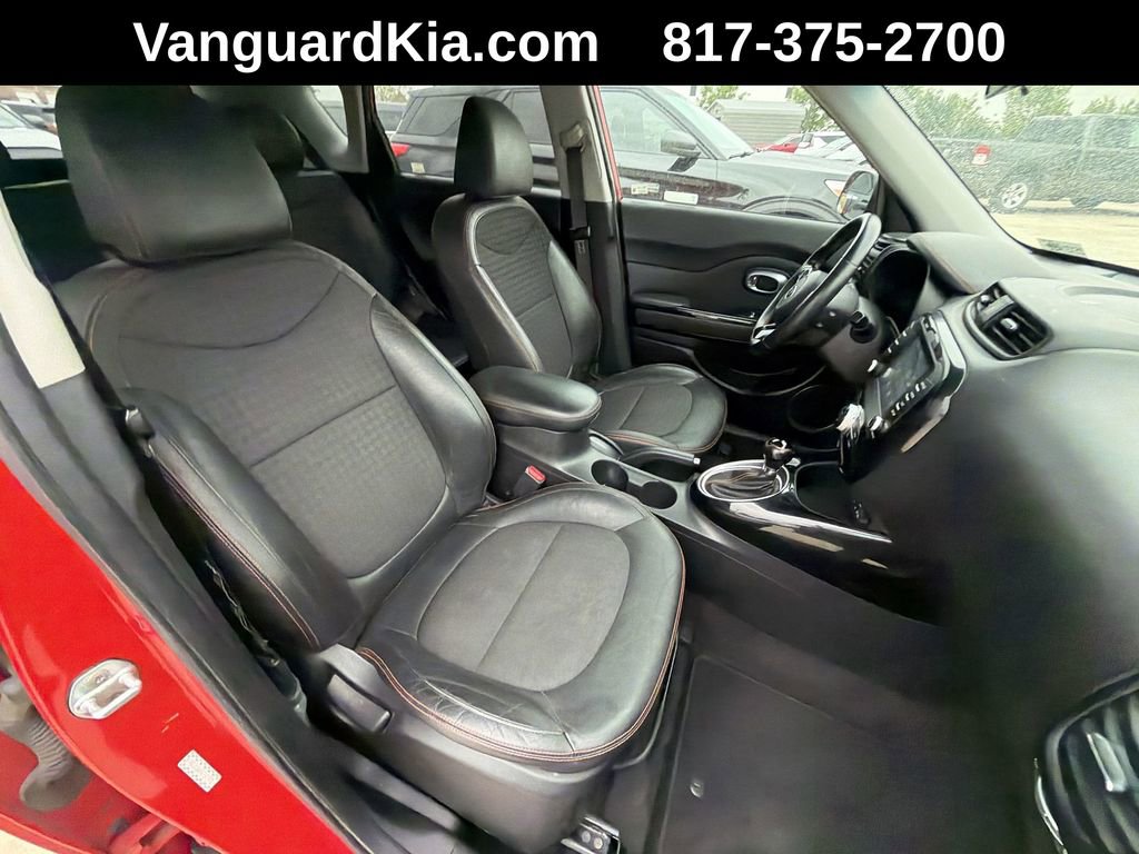 Used 2019 Kia Soul ! FWD image 27