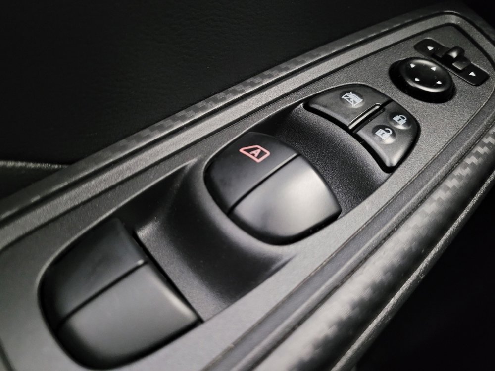 Used 2020 Nissan Versa S image 27