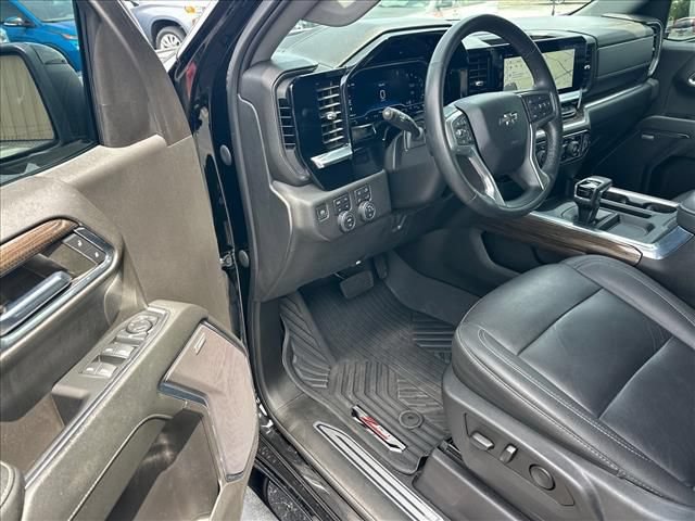 Certified 2024 Chevrolet Silverado 1500 RST AWD/4WD image 14