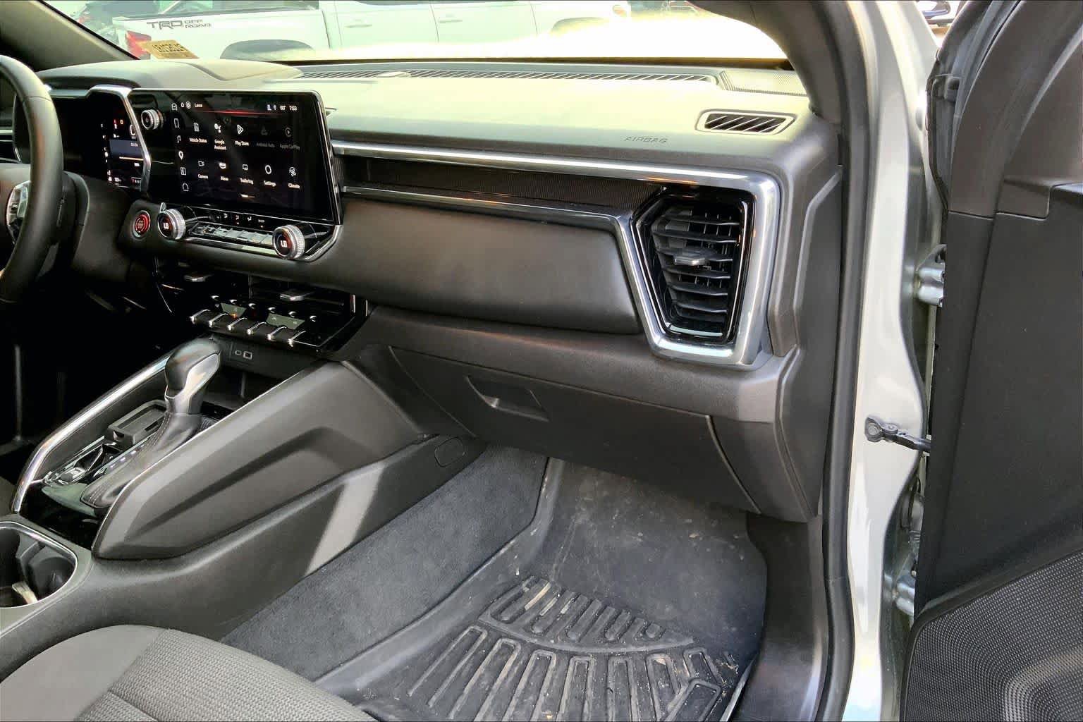 Used 2023 GMC Canyon Elevation w/ Convenience Package RWD image 17