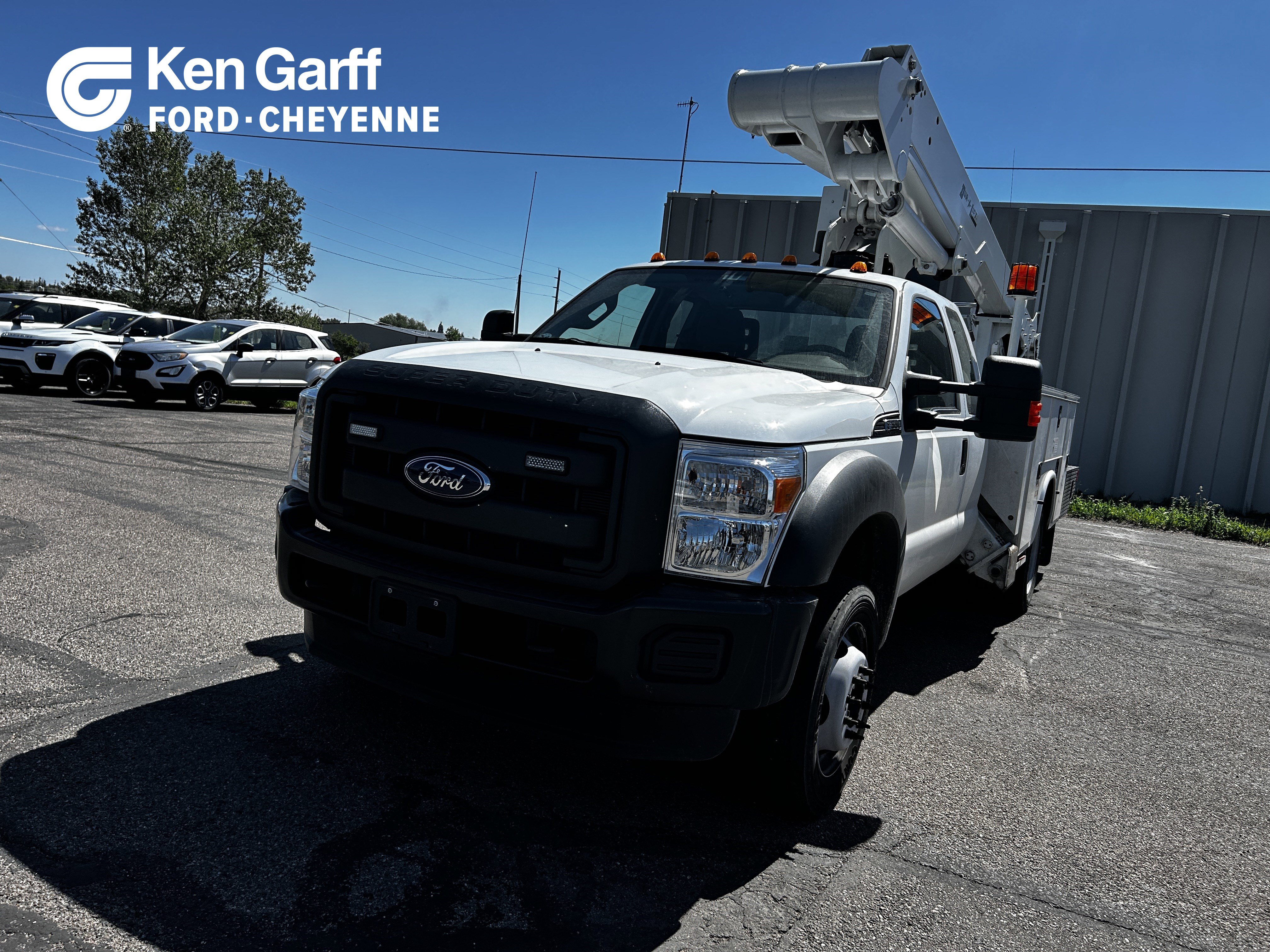 Used 2015 Ford F550 2WD SuperCab Super Duty image 1