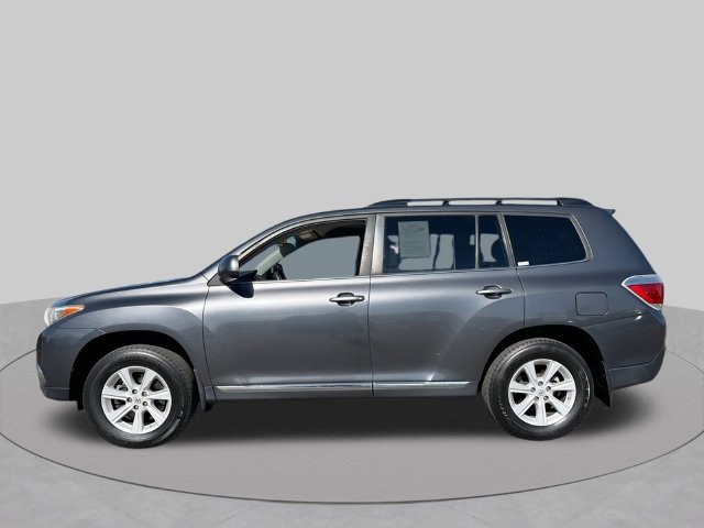 Used 2013 Toyota Highlander Plus w/ Protection Pkg AWD/4WD image 6