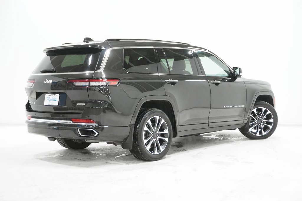 Certified 2022 Jeep Grand Cherokee L Overland w/ MOPAR Finishing Package image 7