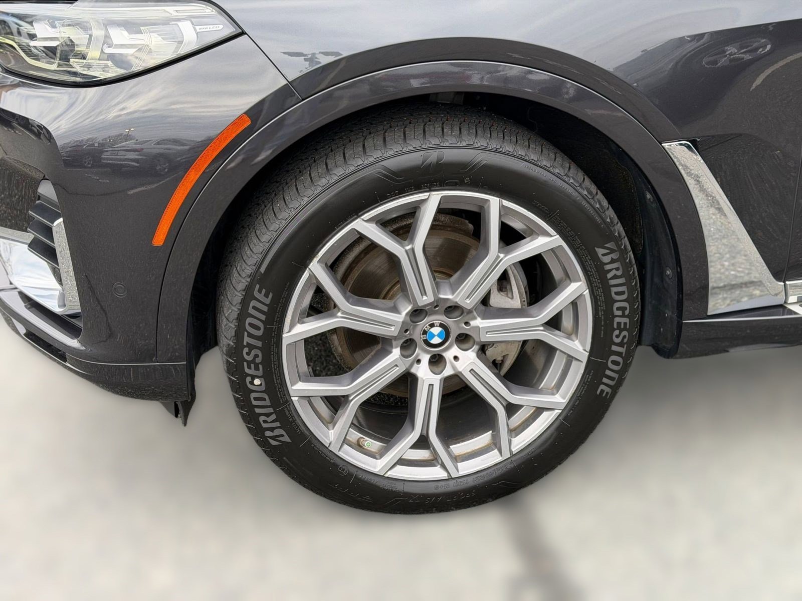 Used 2020 BMW X7 xDrive40i w/ Premium Package image 11