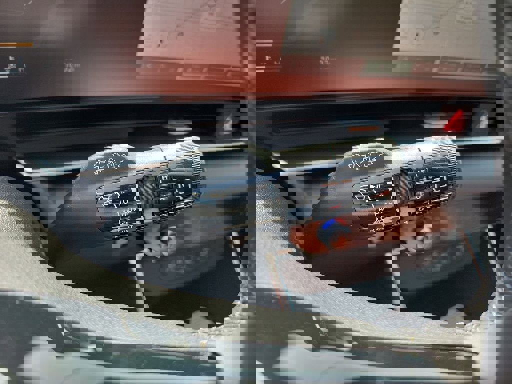 New 2026 Kia Carnival SX image 30