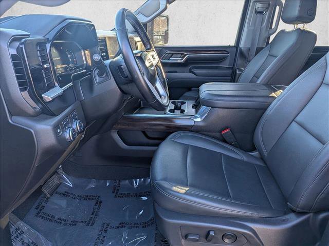 Used 2024 GMC Sierra 3500 SLT w/ SLT Premium Package image 11