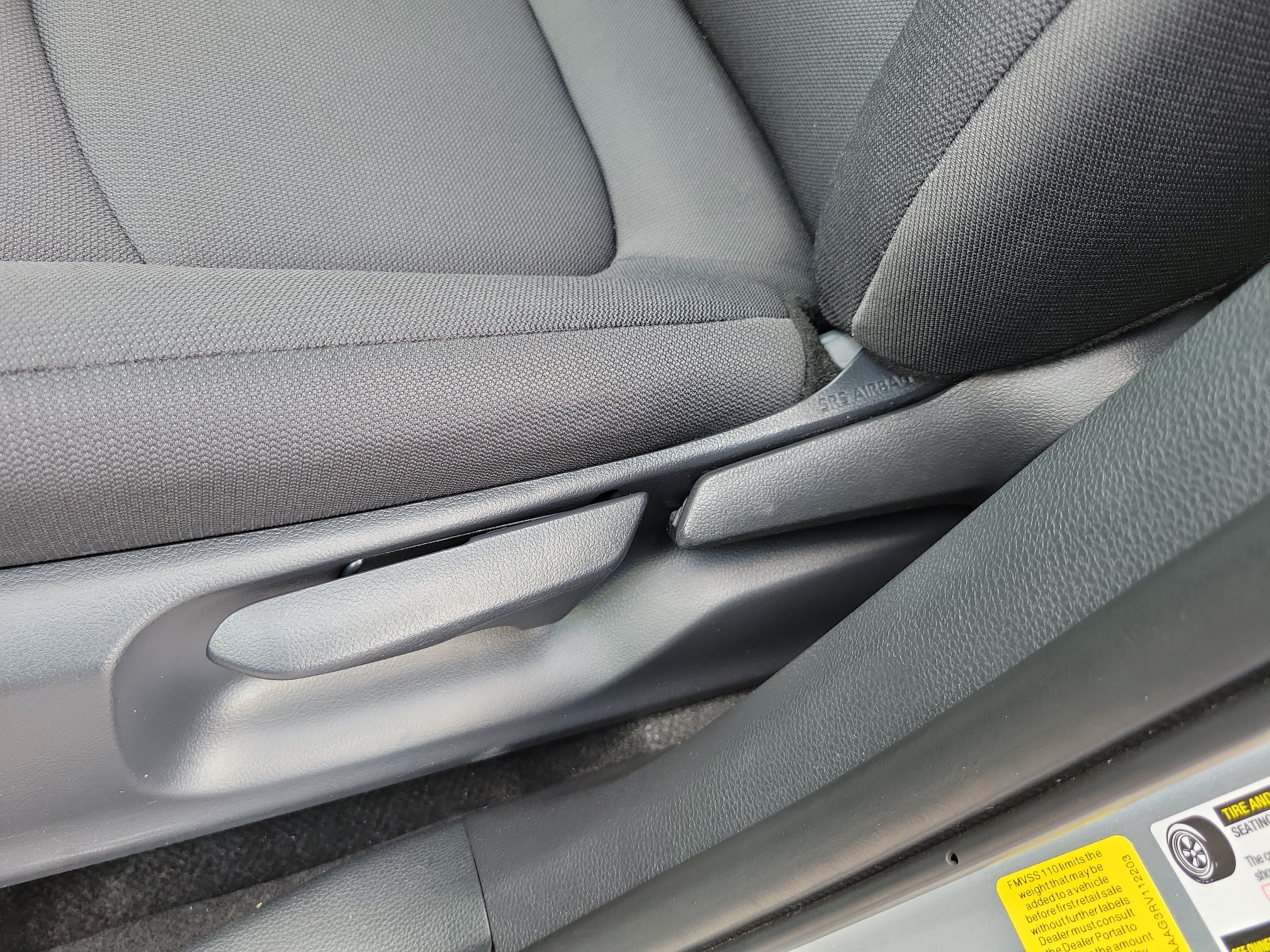 Used 2024 Toyota Corolla Cross LE w/ Moonroof Package FWD image 11