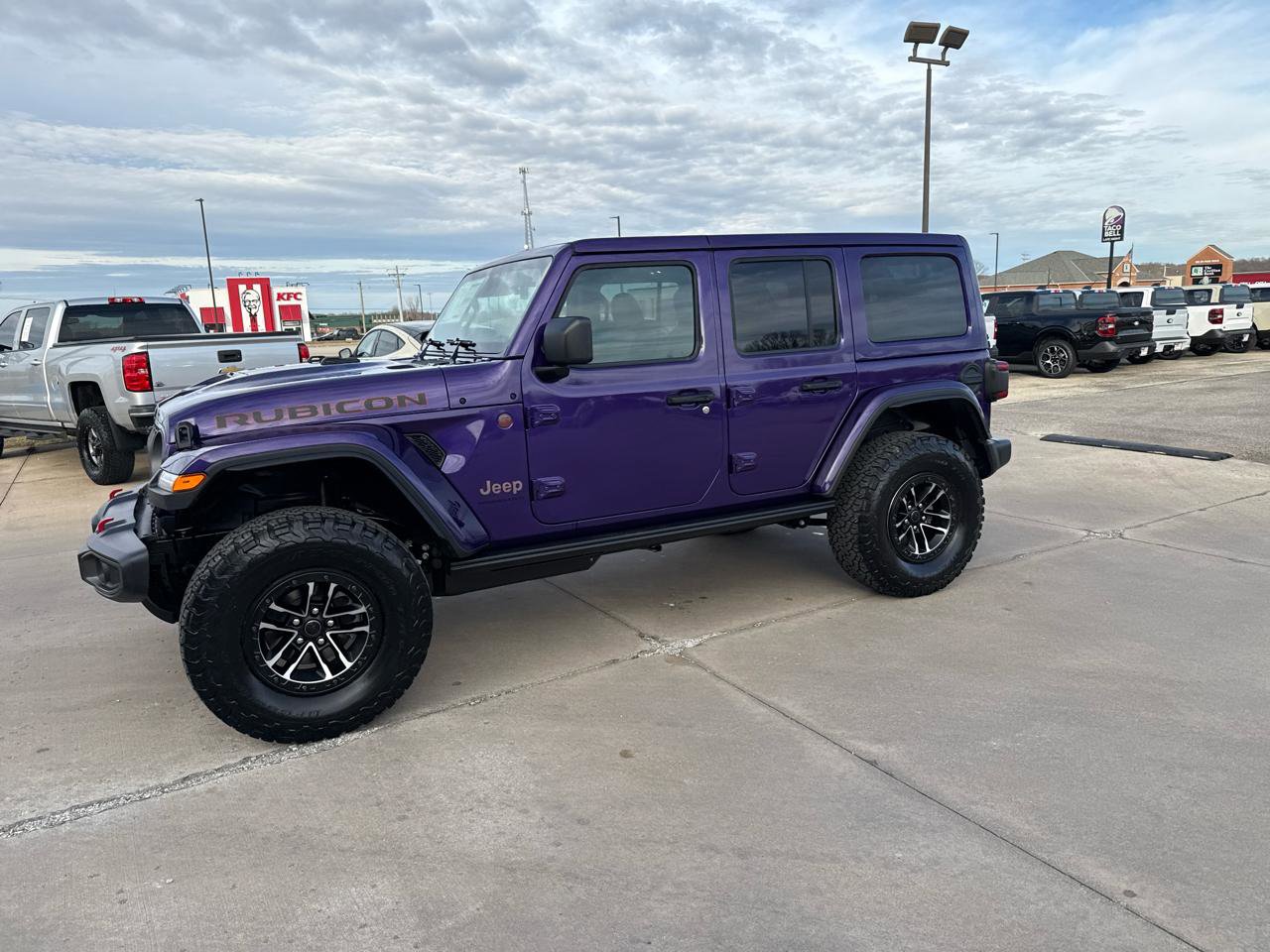New 2026 Jeep Wrangler Unlimited Rubicon w/ Xtreme 35 Tire Package AWD/4WD image 20