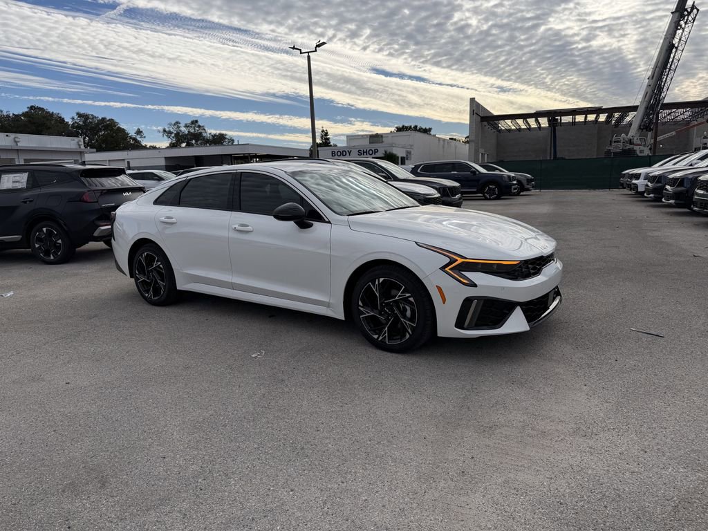 New 2026 Kia K5 GT-Line image 2