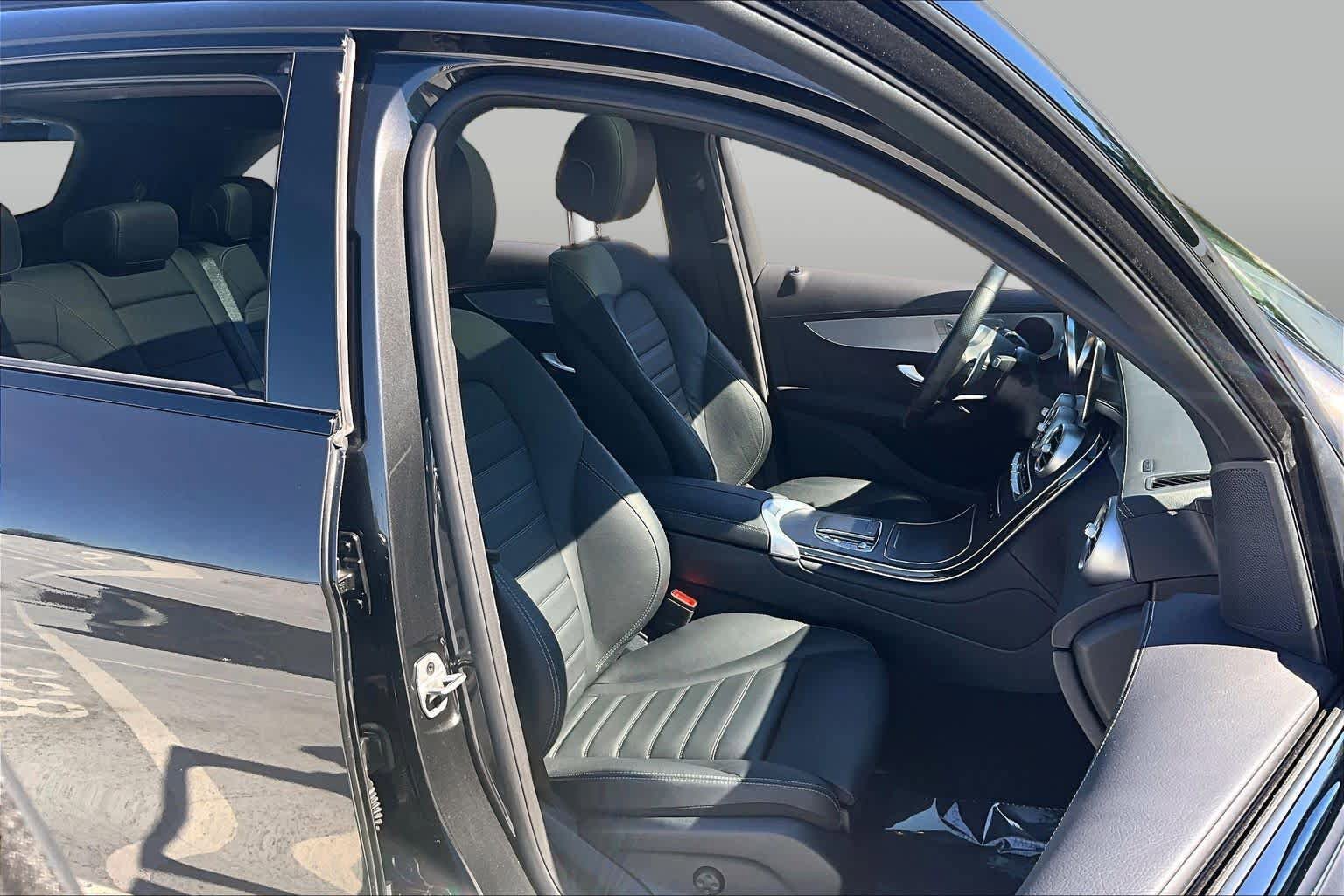 Used 2022 Mercedes-Benz GLC 43 AMG 4MATIC image 9
