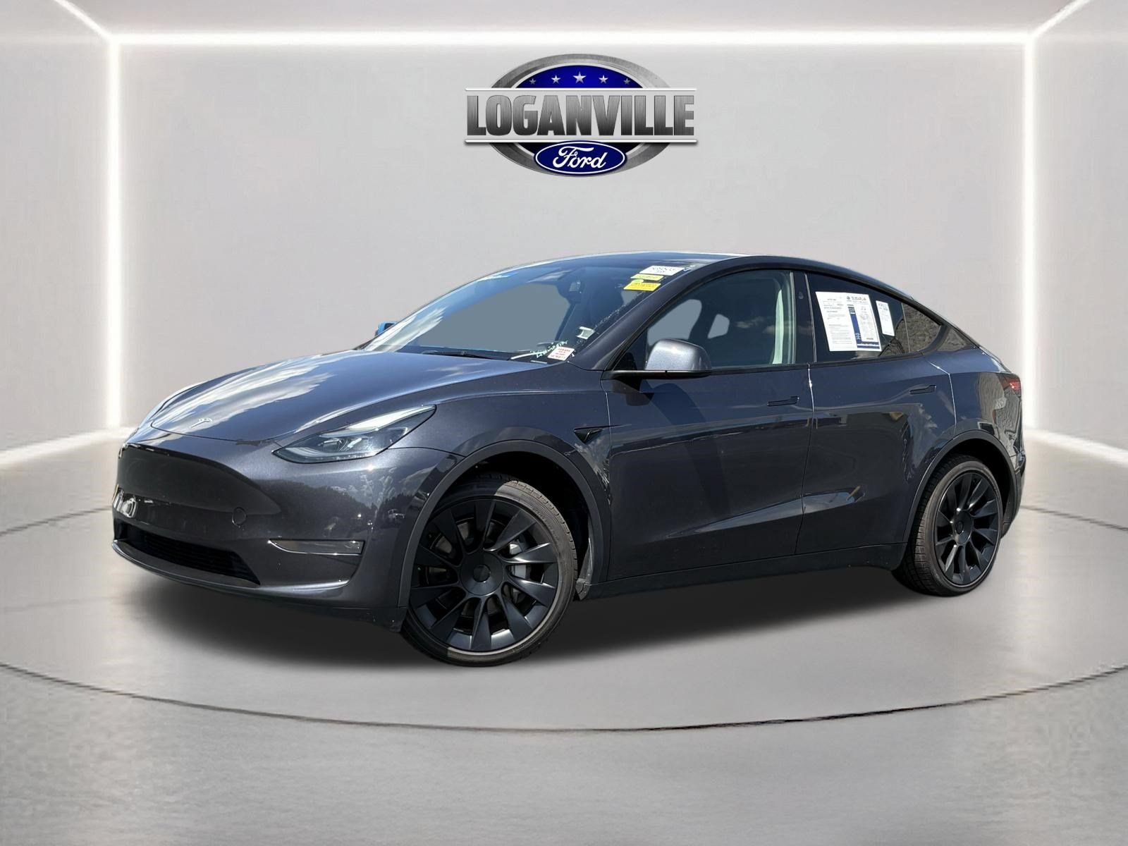 Used 2024 Tesla Model Y Long Range AWD/4WD video 1