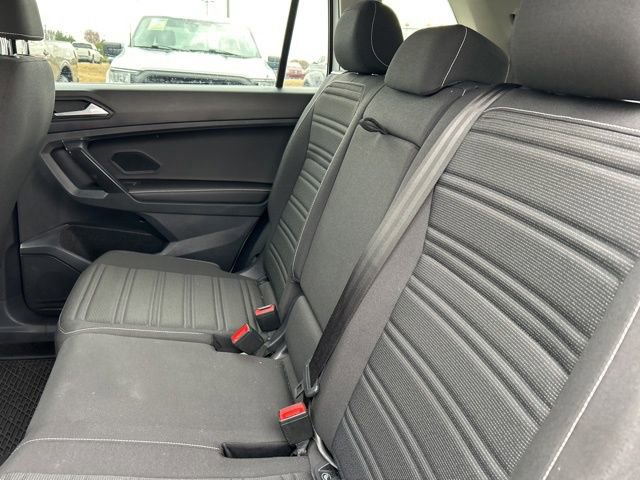 Certified 2022 Volkswagen Tiguan S image 34