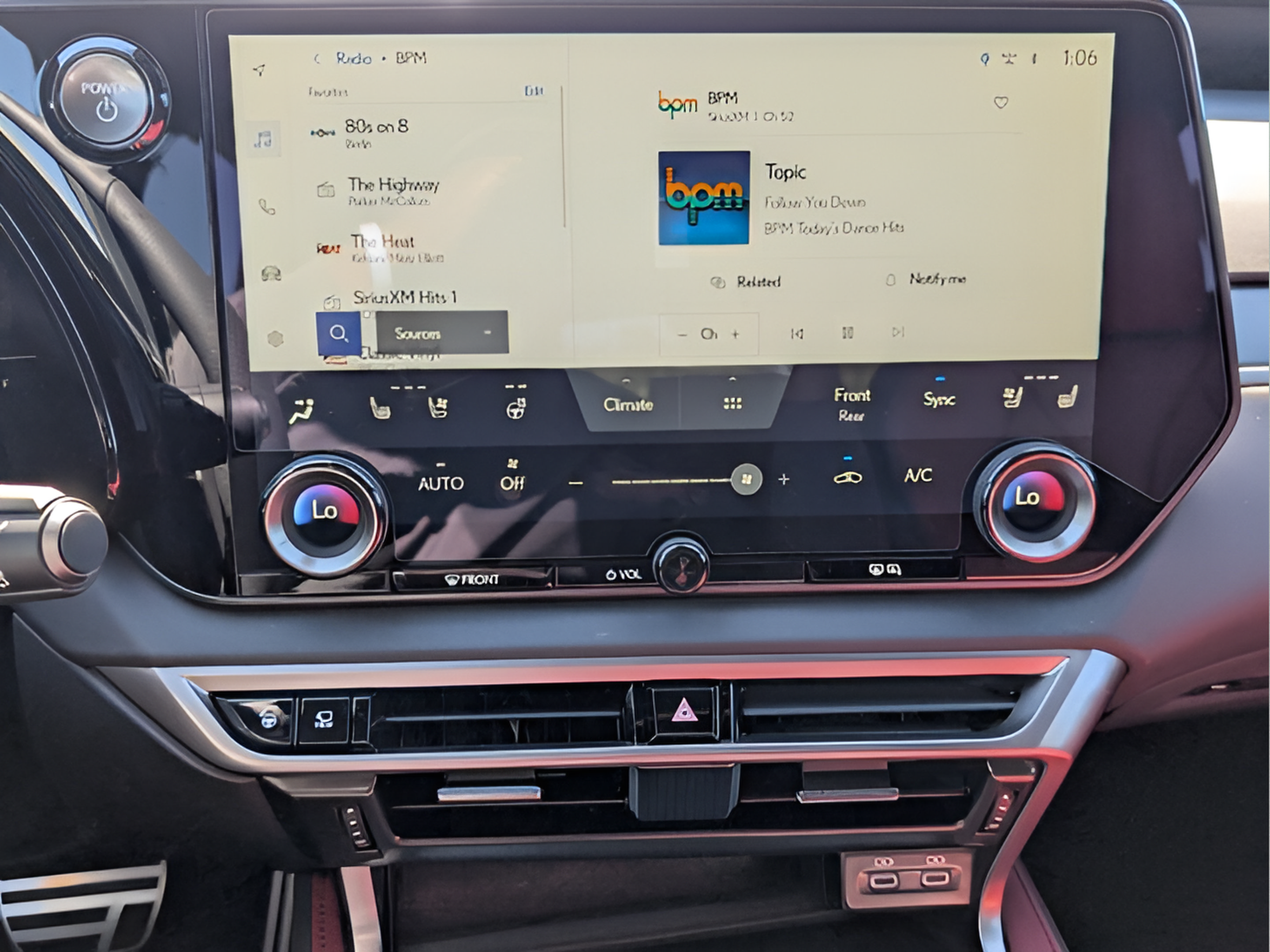 New 2026 Lexus RX 500h F Sport w/ Convenience Package AWD/4WD image 17