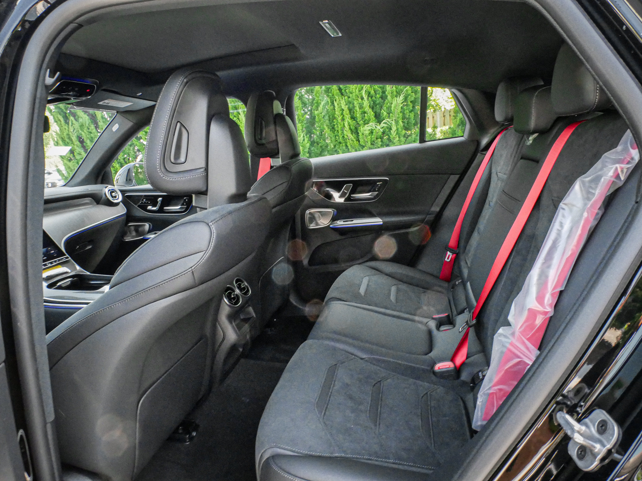 Used 2025 Mercedes-Benz GLC 63 AMG S image 31