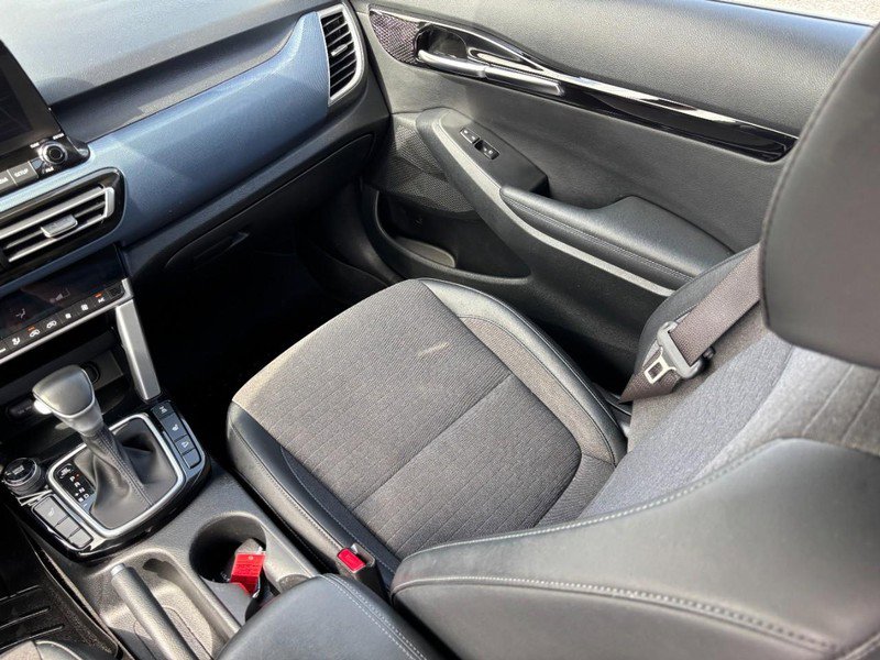 Used 2022 Kia Seltos S image 15