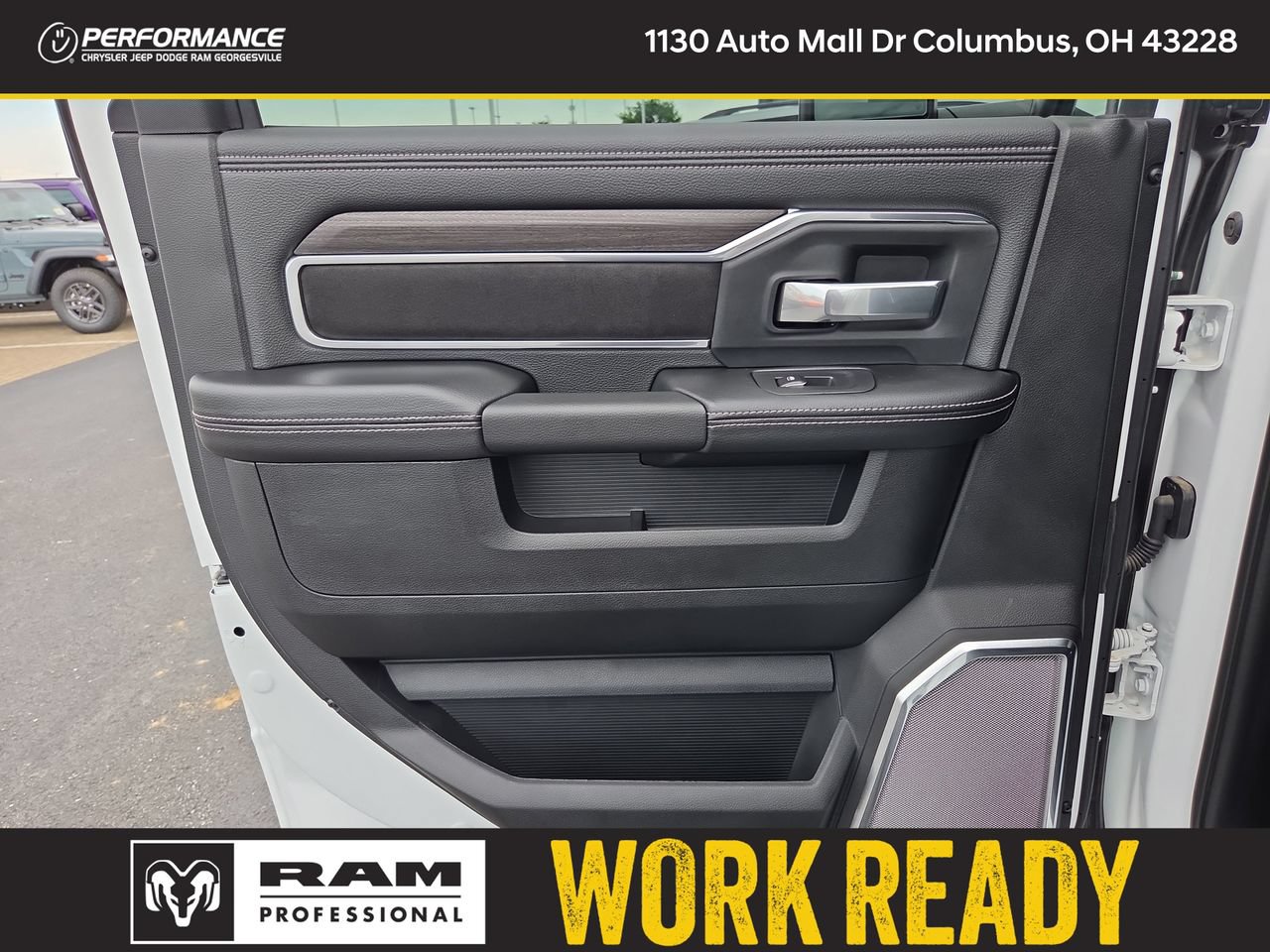 New 2026 RAM 2500 Laramie AWD/4WD image 15