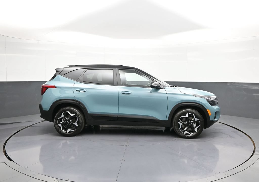 Certified 2025 Kia Seltos S AWD/4WD image 5